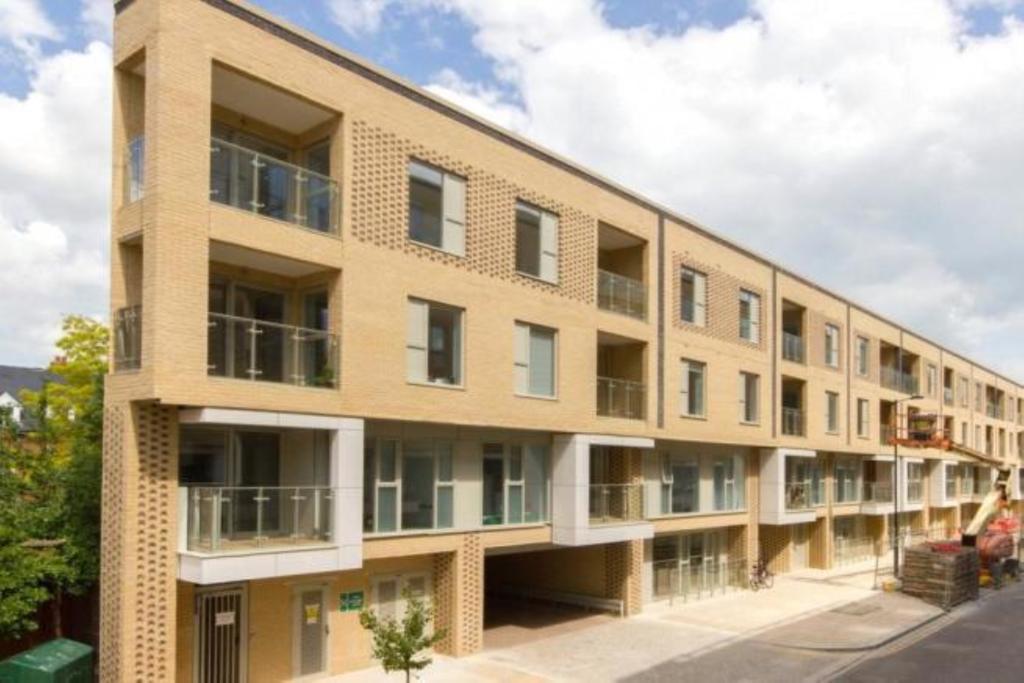 Citystay - Vesta Apartments Кеймбридж Екстериор снимка